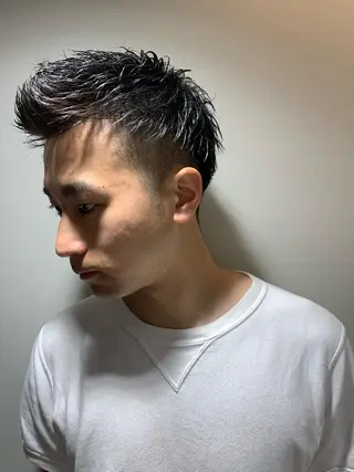 ショート カラー パーマ メンズ 長内 健太のヘアスタイル