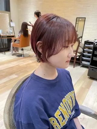 ショート カラー 松尾 遥花のヘアスタイル