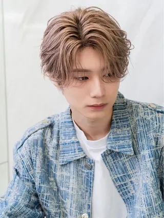 ミディアム ⭐️メンズ特化⭐️ パーマ　カラーのヘアスタイル