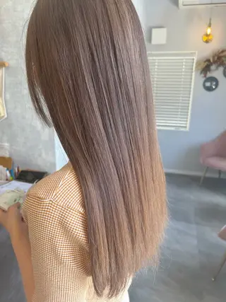 ロング PACE所属・ayumi ／透明感カラーのヘアスタイル