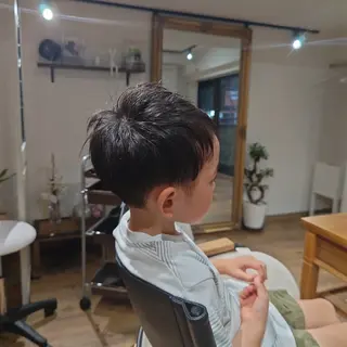 キッズ 日吉Riposo. 代表 石橋🌿のヘアスタイル