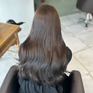 ロング カラー ブリーチなし/レイヤ ー特化🌈Tommyのヘアスタイル