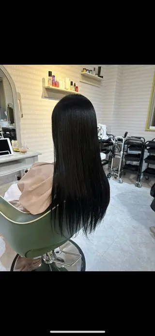 ロング カラー CREAPY所属・CREAPY　日向野 利菜のヘアスタイル