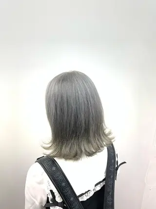 ショート 韓国ヘア×ハイトーン AYA💫のヘアスタイル