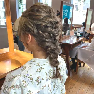 ミディアム 為近日向子🐥暖色 💘顔周りカット🌈のヘアスタイル