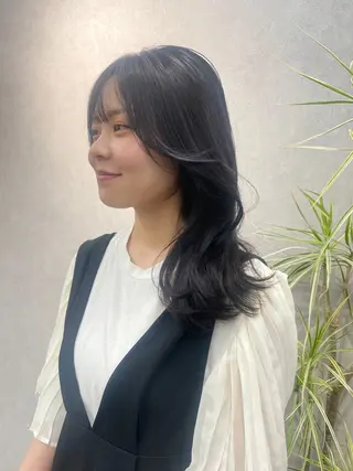 ミディアム カラー いなみね はるきのヘアスタイル