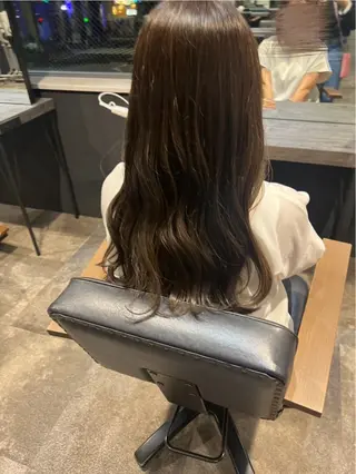 ロング カラー 武川 真歩のヘアスタイル