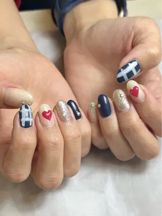 ネイル TOPAZ恵比寿所属・Tsuno Nagisaのネイルデザイン
