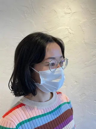 ミディアム 蓮沼 今日子のヘアスタイル