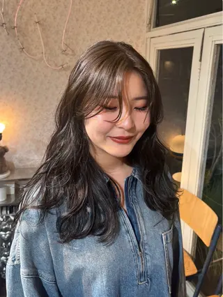 ロング chikashitsu所属・Junmi/ﾁｶｼﾂ /堀江のヘアスタイル