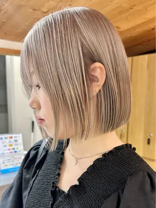 ミディアム カラー ブリーチダブルカラー 【koide】のヘアスタイル