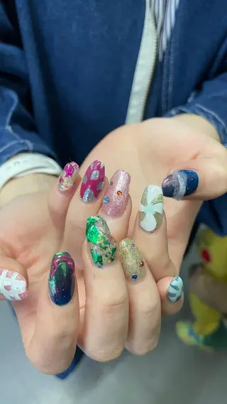 ネイル 栗田 ゆう子のネイルデザイン