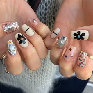 ネイル MeliMellow所属・MeliMellow mayaのネイルデザイン