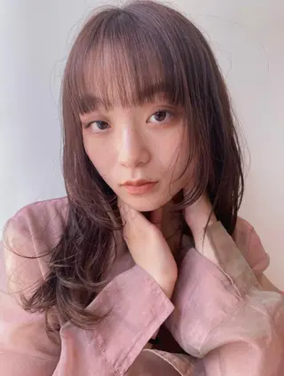 セミロング shiori/暖色/ レイヤー/似合わせのヘアスタイル