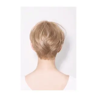 ショート ミディアム カラー アオガミ （前髪顔周りカット）のヘアスタイル