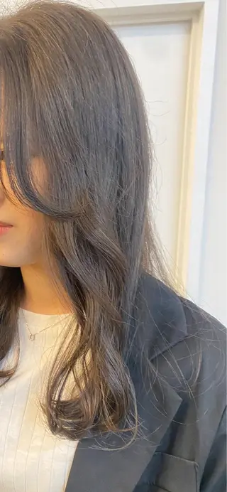 ロング 綾香 /透明感カラーのヘアスタイル