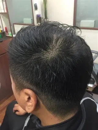 メンズ e-style  志都呂店所属・大島 司津香のヘアスタイル
