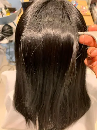 パーマ 飯塚 昇太のヘアスタイル