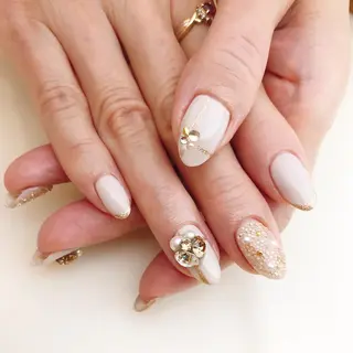 ネイル リセ有楽町店 ネイリストのネイルデザイン