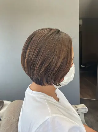 ショート 手塚 由佳のヘアスタイル