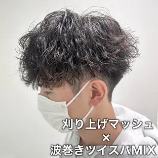 ショート パーマ メンズ メンズ指名No. 1 🔥Riku🔥のヘアスタイル