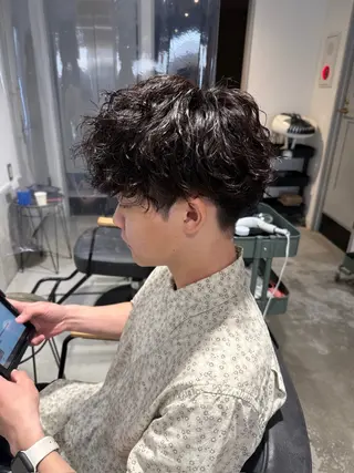 ミディアム パーマ メンズ メンズカットパーマ ✂️ JOYAのヘアスタイル