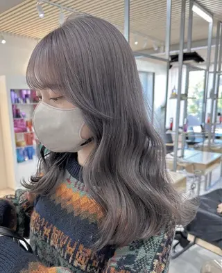 ロング カラー NaVIユウジ ブリーチカラーのヘアスタイル