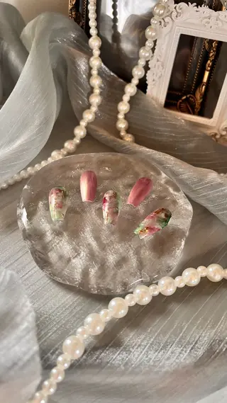 ネイル T + B ❇︎ ayuのネイルデザイン