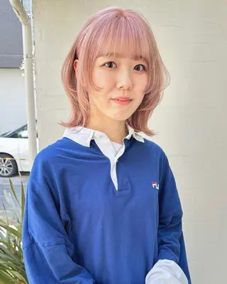 ミディアム カラー レイヤーカット🪄 耳ツボ🎀Ayumiのヘアスタイル