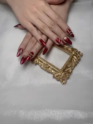 ネイル Anna Yayoi 💫のネイルデザイン