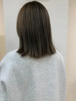 セミロング 宮澤 泉のヘアスタイル