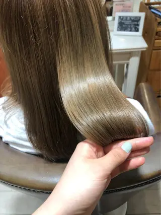 ロング 大久保 愛のヘアスタイル