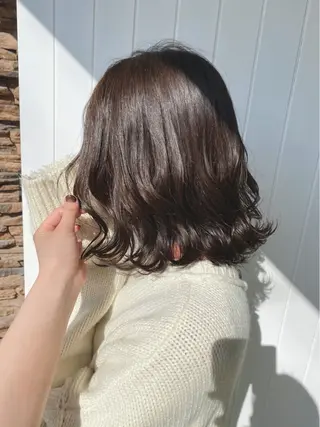 カラー 髙井 麻帆のヘアスタイル