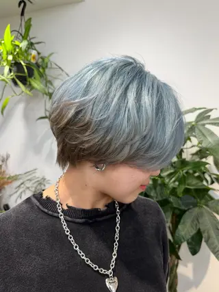 ショート 加本 翼のヘアスタイル