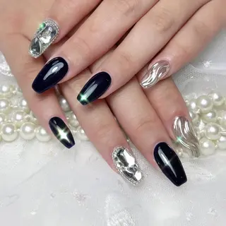 ネイル Hanya 🌈のネイルデザイン