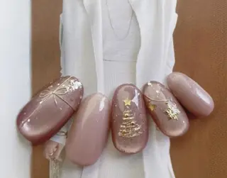 ネイル Magique パリ 専門店🎀のマツエク・マツパデザイン