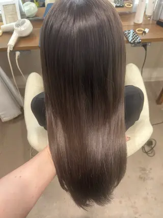 ロング カラー shu ブラウンピンクカラーのヘアスタイル