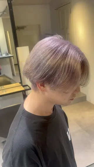 ショート カラー メンズ ハイトーン 永田翔華のヘアスタイル