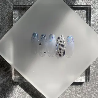 ネイル REINA W【今福鶴見店】のネイルデザイン