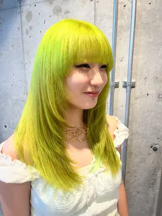 セミロング カラー 垢抜けレイヤー 🐝Magico牧原のヘアスタイル