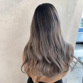 ロング カラー 及川シゲル 髪質改善講師のヘアスタイル