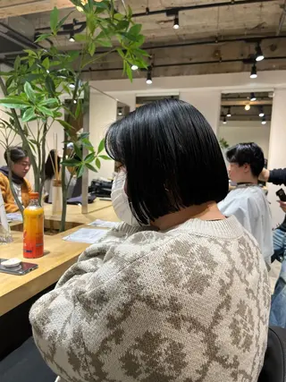 ショート ハイトーン/レイヤー 💜Akaneのヘアスタイル