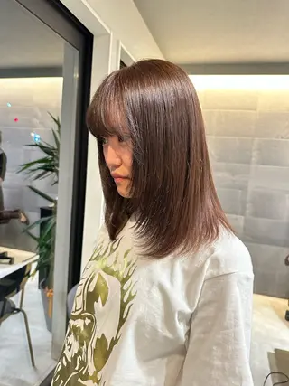 ミディアム カラー Octo アユメのヘアスタイル