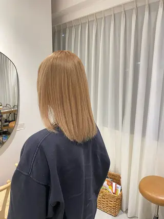 ミディアム ショート/ボブ/顔周 りレイヤー/RINAのヘアスタイル