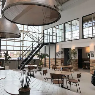 小濱 秀人のヘアスタイル