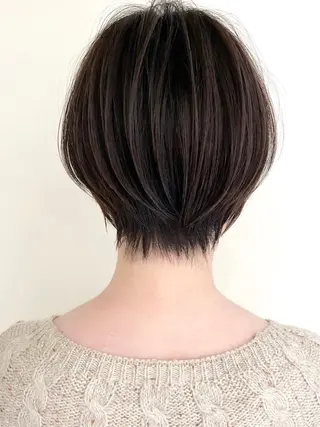 ショート 大人レイヤー ヨシミカズヤのヘアスタイル