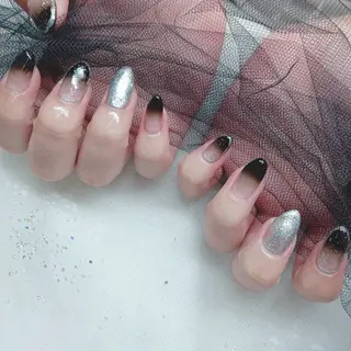 ネイル 柘植 祐子のネイルデザイン