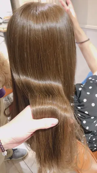 ロング 湯田実津希🤎 ﾐﾙｸﾃｨ専門のヘアスタイル