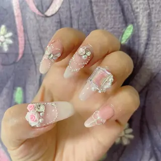 ネイル 畠山 ゆいのネイルデザイン