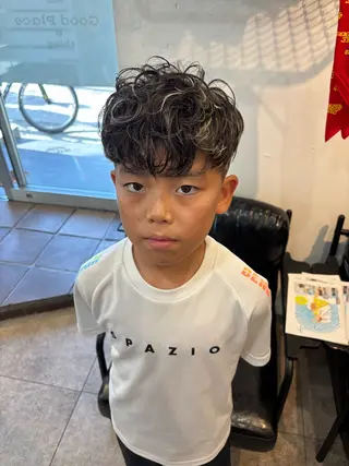 カラー パーマ メンズ 川端 隼平のヘアスタイル